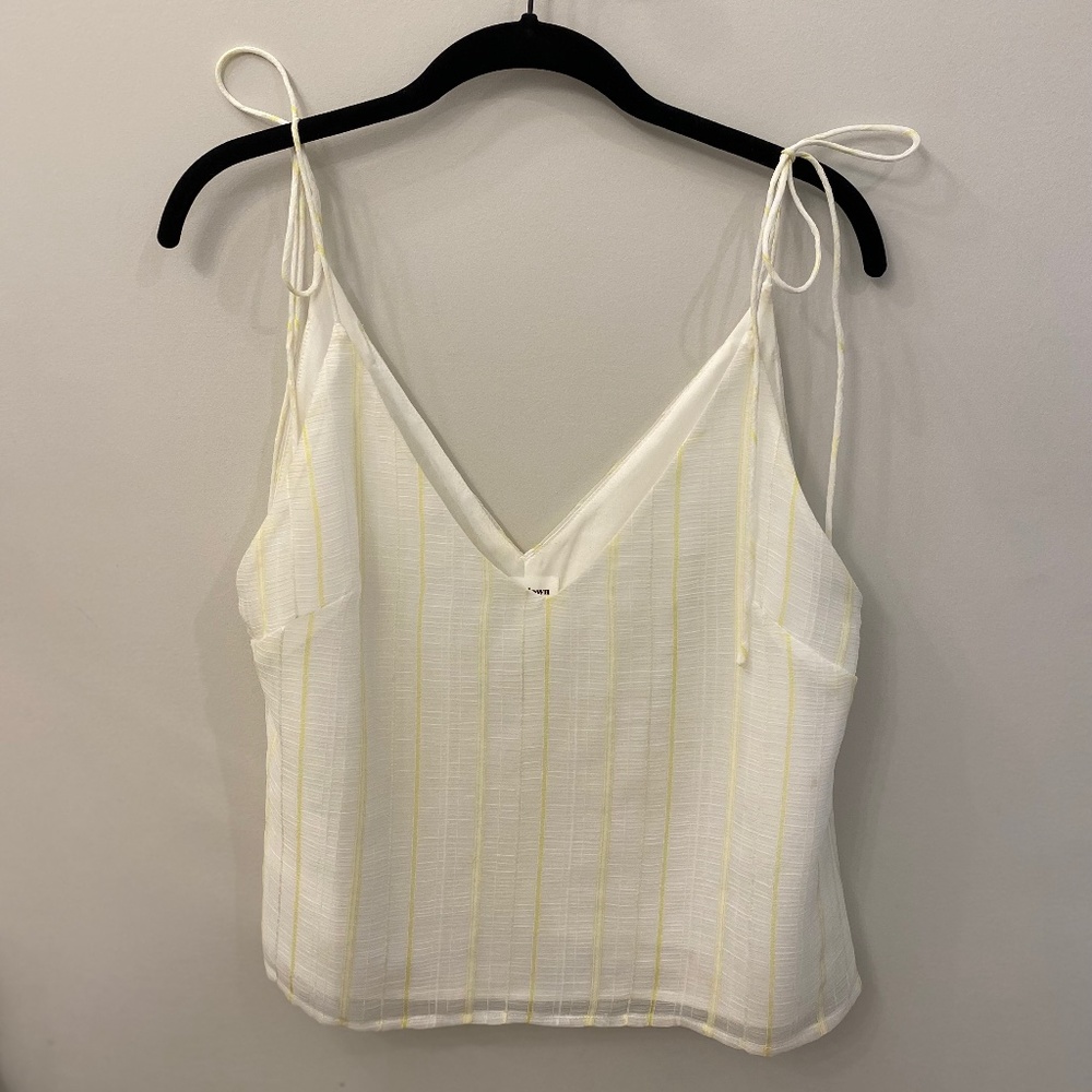 superdown v-neck tank top - size s